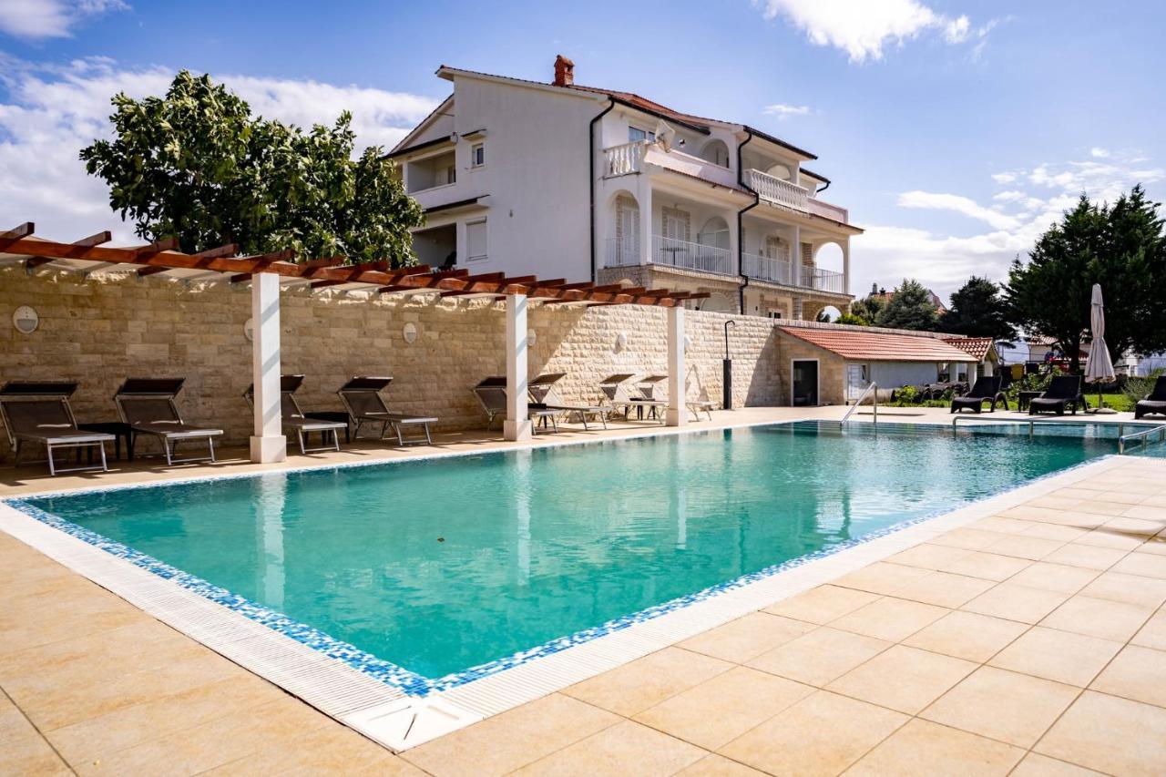 Apartments Stare Brajde Lopar Exterior foto